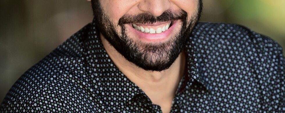 professional business headshots of 30-something lationo man