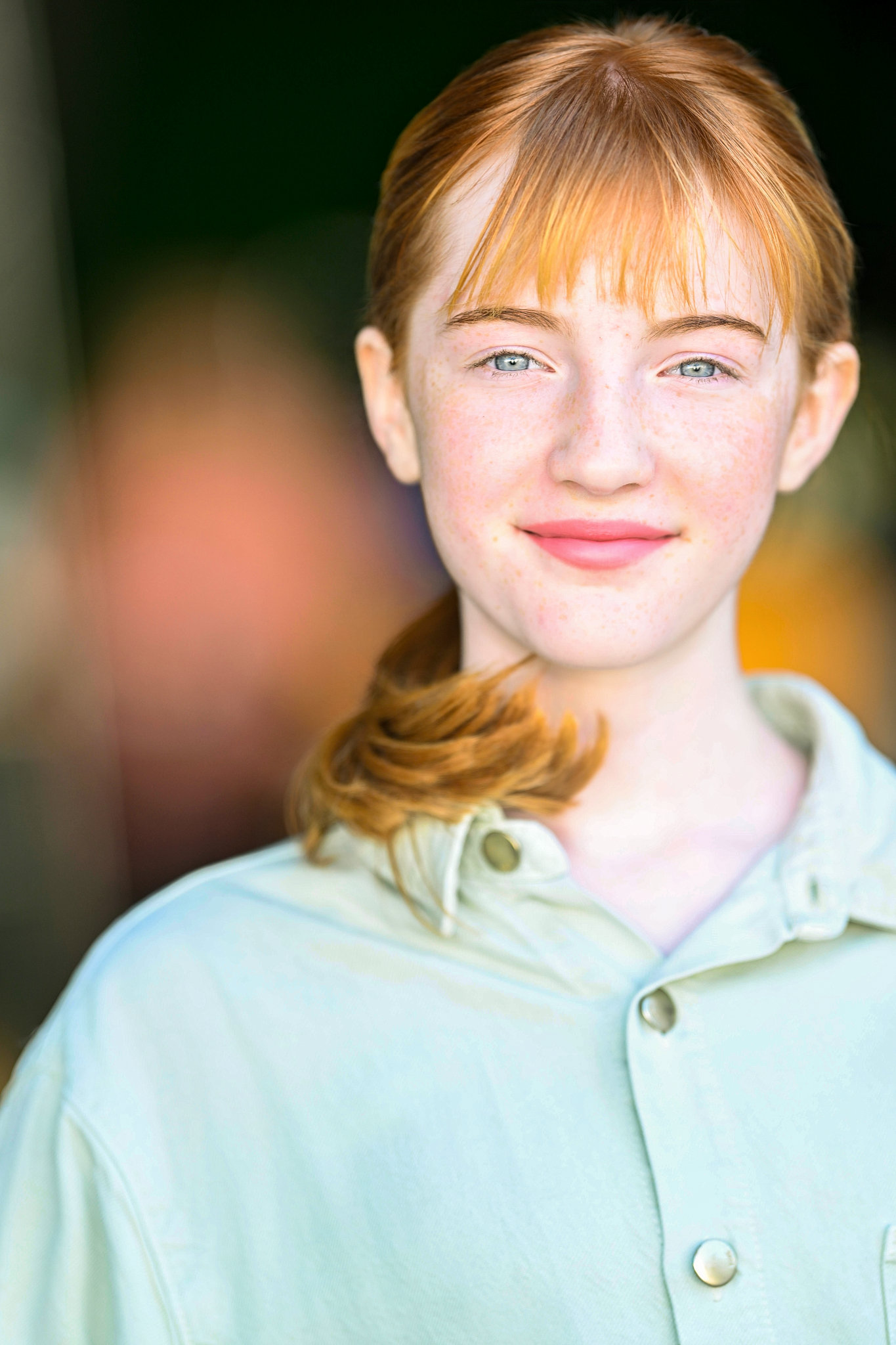 photo a red head caucasian girl - headshots for kids
